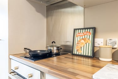 Platinum Studio Floors 1-6 - Image 6